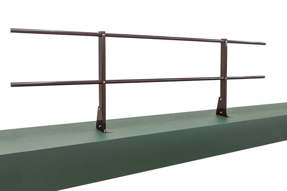 Ограждение кровельное для парапета на плоскую кровлю RAL 8017(2,0х0,9м) — Grandline